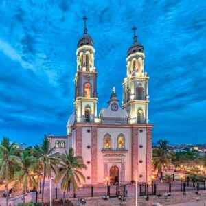 PLAYAS Y PUEBLOS MÁGICOS EN SINALOA