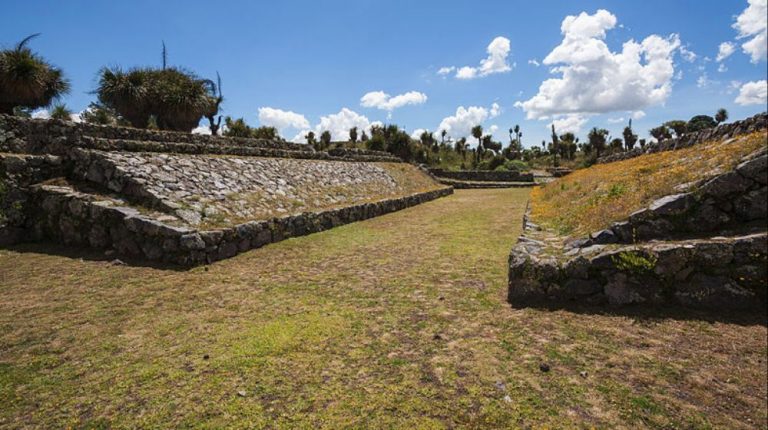 ZONA ARQUEOLÓGICA DE CANTONA DESDE PUEBLA
