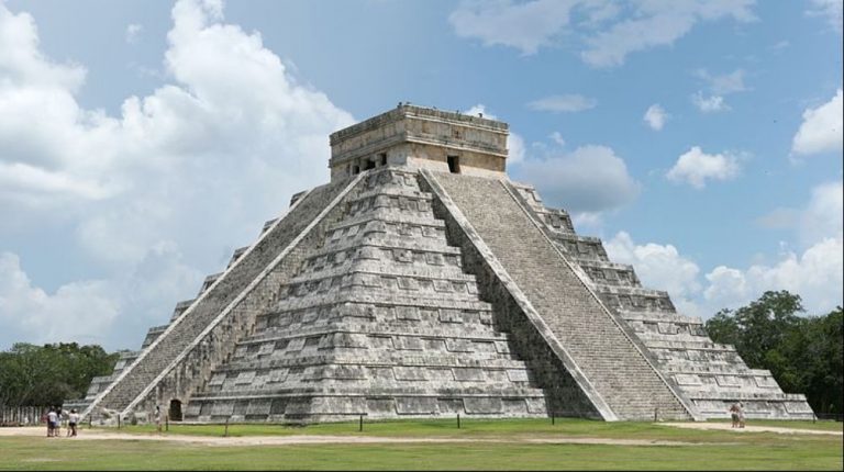 ALGARABIA EN CHIAPAS Y  YUCATÁN