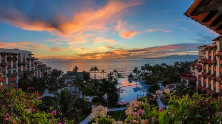 PUERTO VALLARTA Y SAN SEBASTIAN DEL OESTE