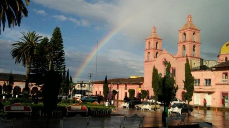 PINOS “PUEBLO MÁGICO” (DESDE ZACATECAS)