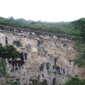 SIMA DE LAS COTORRAS Y AGUACERO DESDE SAN CRISTÓBAL DE LAS CASAS