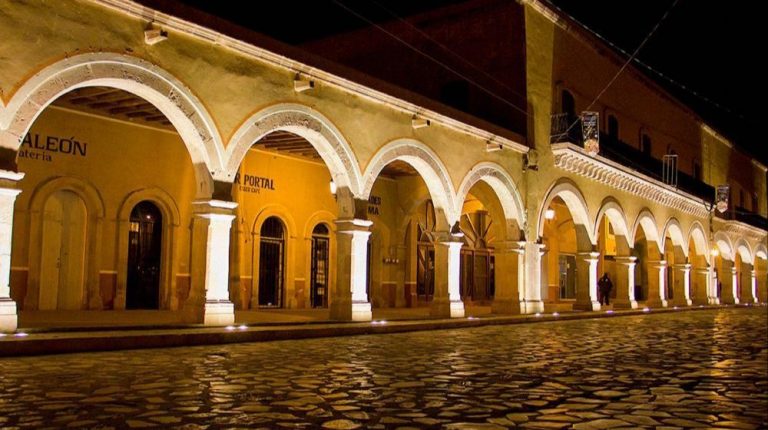 SOMBRERETE Y SIERRA DE ÓRGANOS DESDE ZACATECAS