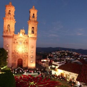 TAXCO DE NOCHE DESDE TAXCO