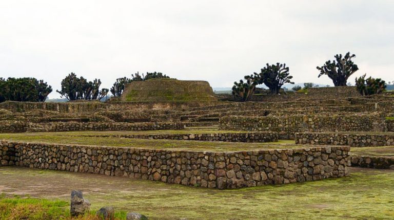 ZONA ARQUEOLÓGICA DE TIZATLÁN Y OCOTELULCO DESDE TLAXCALA