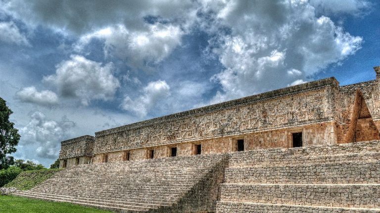 CHIAPAS CON YUCATÁN
