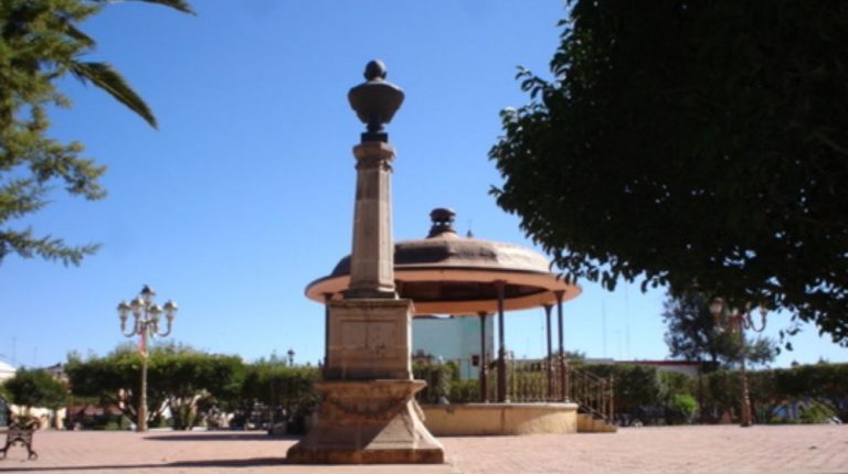 VILLA DE NOMBRE DE DIOS DESDE DURANGO
