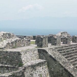 CUERNAVACA Y ZONA ARQUEOLÓGICA DE XOCHICALCO DESDE CIUDAD DE MEXICO