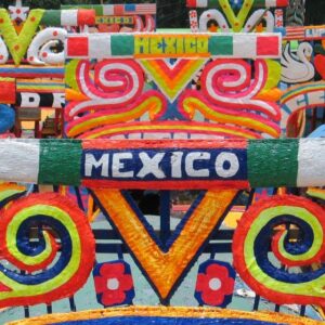 TRAJINERAS DE XOCHIMILCO Y MUSEO ARQUEOLÓGICO
