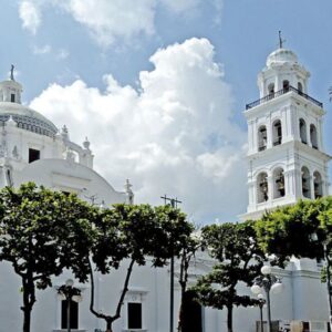 EL PASO DE LOS DIOSES "VERACRUZ, TABASCO, CAMPECHE, QUINTANA ROO, GUATEMALA, YUCATÁN"