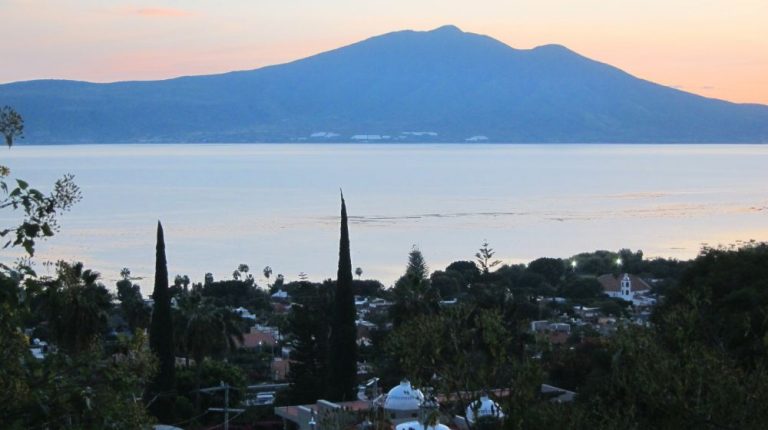 GUADALUPE DE LOS REYES, EL RODEO  DESDE COSALÁ
