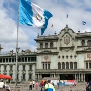 FIN DE AÑO EN GUATEMALA CON VOLCÁN DE PACAYA