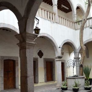 HACIENDA POTOSINA Y SANTA MARÍA DEL RÍO DESDE SAN LUIS POTOSÍ