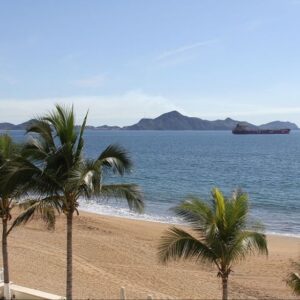 PLAYAS DE MANZANILLO DESDE COLIMA