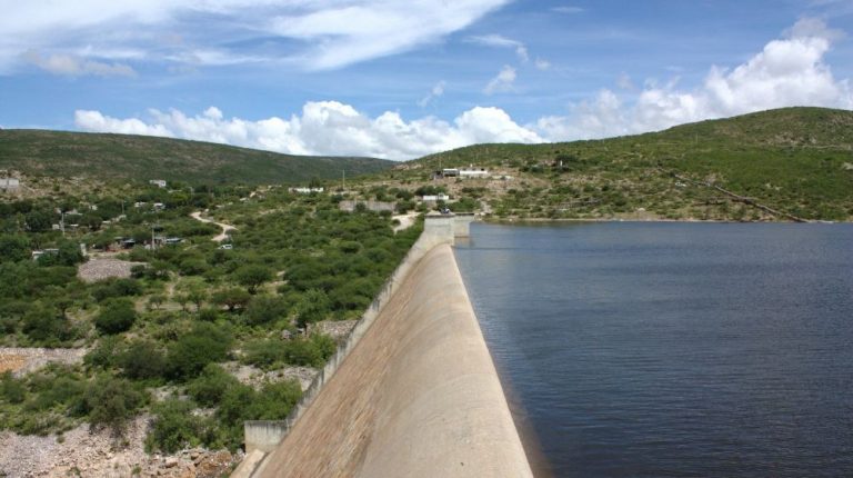 SANTUARIO DEL DESIERTO Y PRESA  SAN JOSÉ DESDE SAN LUIS POTOSÍ