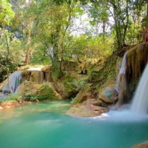 ZONA ARQUEOLÓGICA DE PALENQUE Y CASCADA ROBERTO BARRIOS DESDE PALENQUE