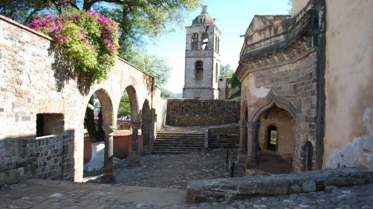 LEYENDAS DE TLAXCALA EN TRANVÍA