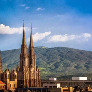 LA MESETA PURÉPECHA DESDE ZAMORA MICHOACÁN
