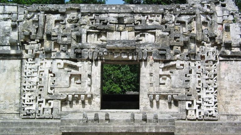 SURESTE Y SUS ENTRAÑAS AL MÁXIMO “QUINTANA ROO, CAMPECHE, CHIAPAS, TABASCO Y YUCATÁN”