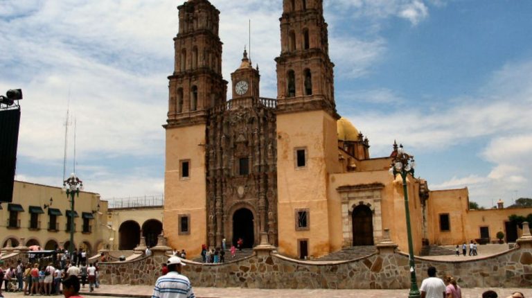 DOLORES HIDALGO “PUEBLO MÁGICO” DESDE DOLORES HIDALGO